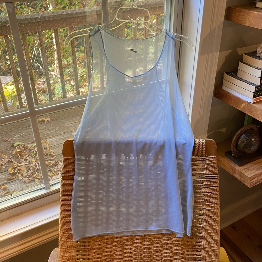 Brooks mesh athletic top, size M